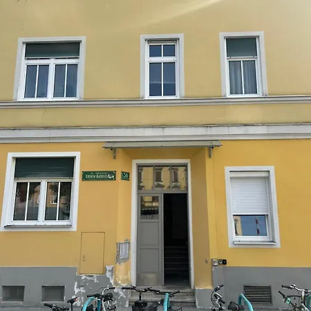 アパート Zentrale Citywohnung, 5 Minuten Zur Stadthalle, Messe & Sportpark グラーツ