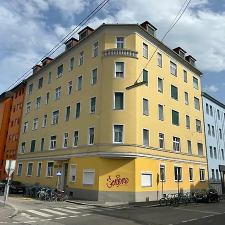 Zentrale Citywohnung, 5 Minuten Zur Stadthalle, Messe & Sportpark 公寓 格拉茨
